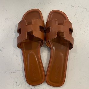 Cognac Brown H Sandals